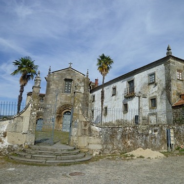 Igreja Românica de Paderne